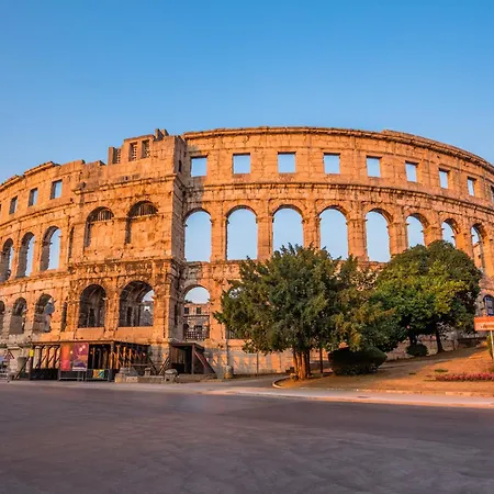 In - Istrien 53390 شقة *